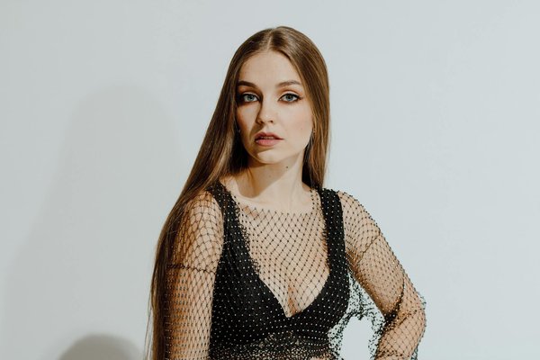 Wie stylt man ein elegantes Outfit fÃ¼r besondere AnlÃ¤sse?